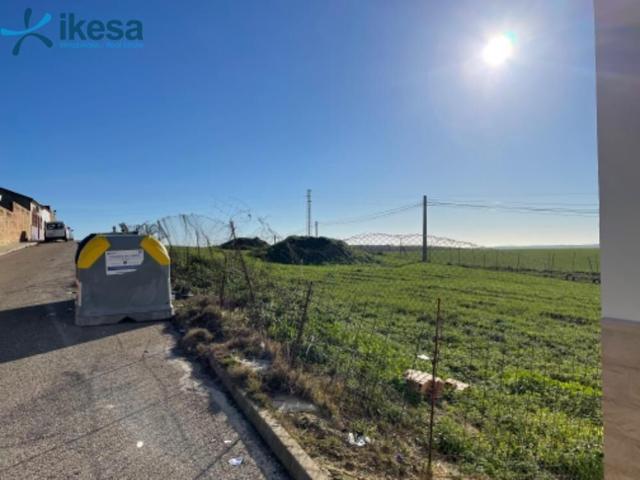 VENTA DE TERRENO URBANO PARA CONSTRUIR EN ESCACENA DEL CAMPO, HUELVA photo 0