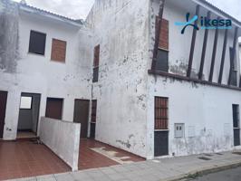 VENTA DE CASA ADOSADA EN CORTEGANA. photo 0