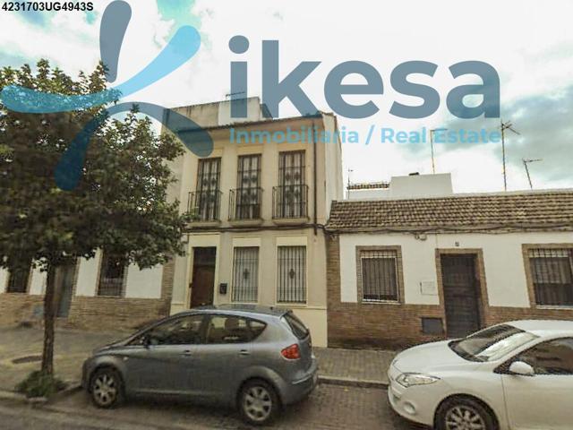 Venta de casa adosada en Córdoba. Venta en CESIÓN DE REMATE. photo 0