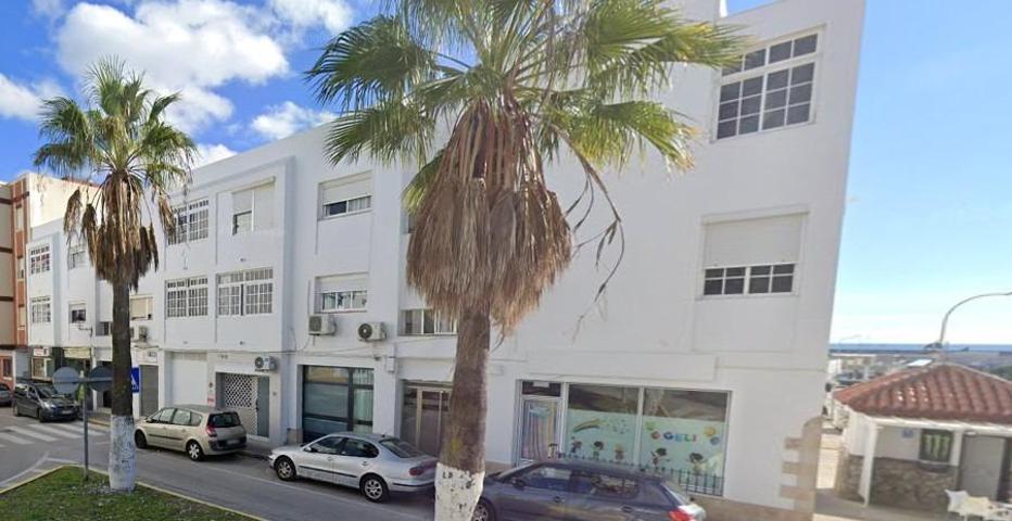 Venta de local comercial en BARBATE (CÁDIZ). SIN POSESIÓN. photo 0