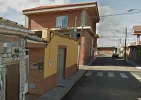 Venta de almacén en BENAVENTE (ZAMORA). SIN POSESIÓN. photo 0