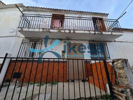 Se vende Casa en la localidad de Colomera photo 0