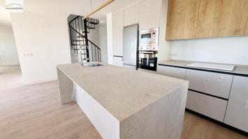 ¡Calidad, luz y mar: el equilibrio perfecto en Montemar! photo 0