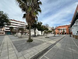MÁGNIFICA CASA EN LA  PLAZA DE LAS INFANTAS photo 0