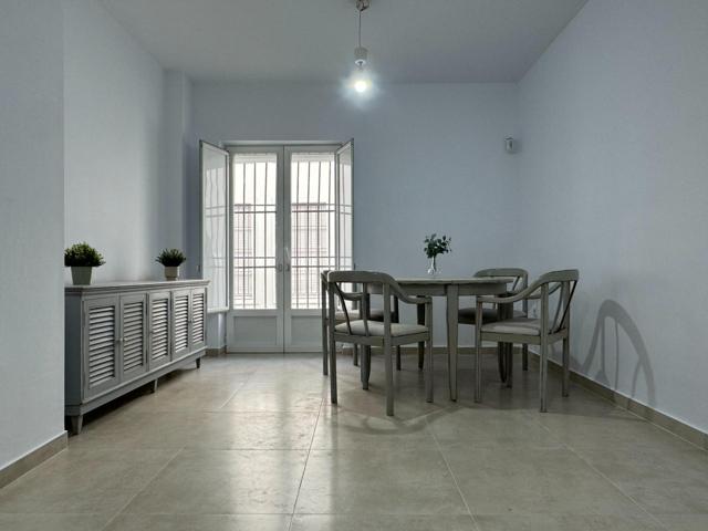 ACOGEDOR PISO CON PATIO EN EL BARRIO ALTO photo 0