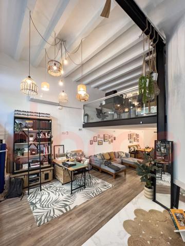 Dúplex En venta en Eixample, Barcelona photo 0