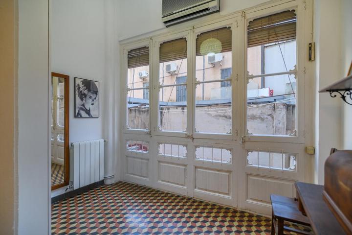 Piso En venta en El Raval, Barcelona photo 0