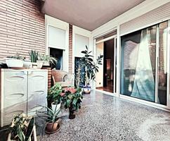 Piso En venta en El Poblenou, Barcelona photo 0
