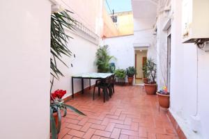 Piso En venta en Sant Antoni, Barcelona photo 0