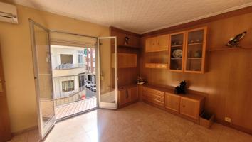 Piso En venta en Centre, Santa Coloma De Gramanet photo 0