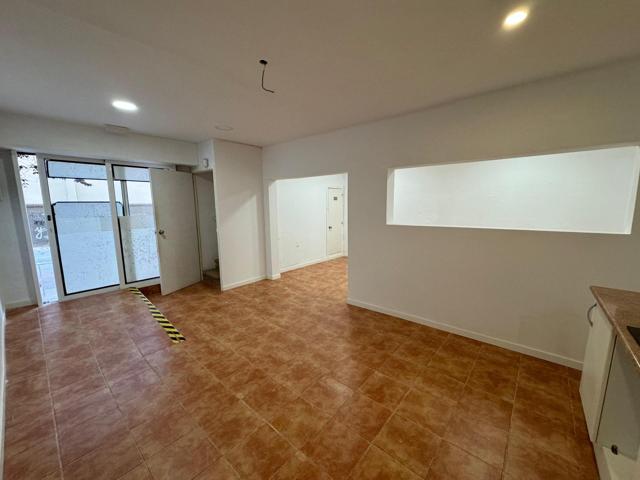 Local comercial a pie de calle en duplex photo 0
