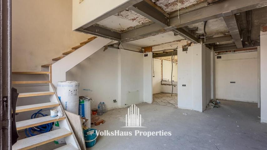 Ático con piscina privada y terrazas junto a Avenida Sarrià — ¡Hazlo completamente a tu gusto! photo 0