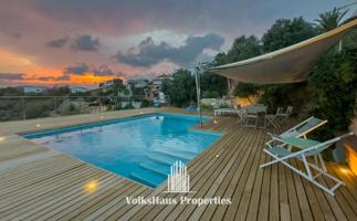 Exclusiva villa en Sitges con vistas infinitas al mar photo 0