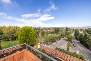 Ático dúplex con terraza y vistas espectaculares a Zonas verdes y a Sant Cugat photo 0