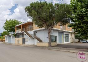 Venta de casa unifamiliar en Sariñena photo 0