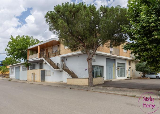 Venta de casa unifamiliar en Sariñena photo 0