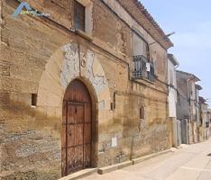 Casa solar de 1588 llena de historia en Loscorrales photo 0