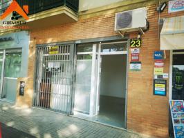 Local comercial en venta en Sevilla photo 0