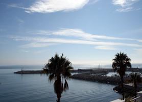 ESPECTACULAR CASA FRENTE AL MAR photo 0