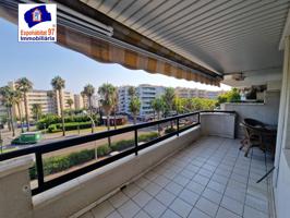 Bonito apartamento en Plaza Europa, Salou 2 habitaciones con piscina. photo 0