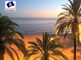 Apartamento de 2 habitaciones con vistas espectaculares al mar – Primera línea de playa en Paseo Miramar photo 0