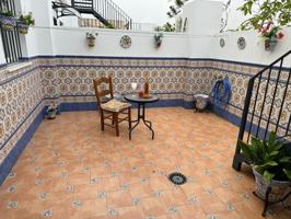 MARAVILLOSA CASA INDEPENDIENTE EN UNA UBICACIÓN PRIVILEGIADA ( PLAZA DE LAS INFANTAS) photo 0