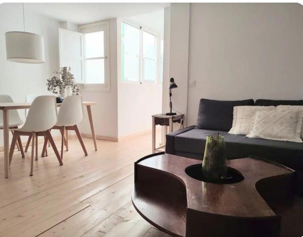 Piso en alquiler en València de 100 m2 photo 0