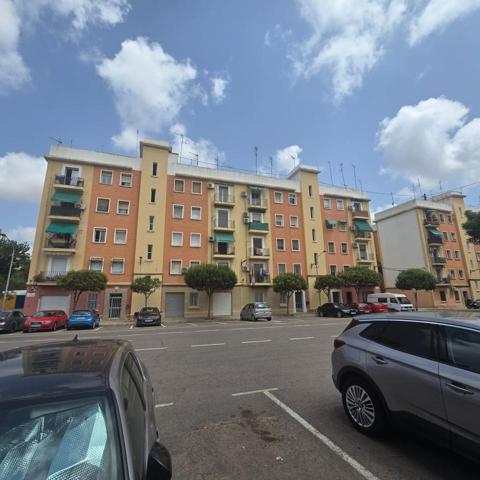 Piso en venta en Xirivella de 83 m2 photo 0