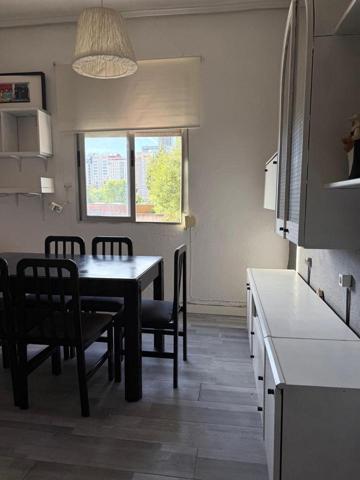 Piso en venta en Valencia de 87 m2 photo 0