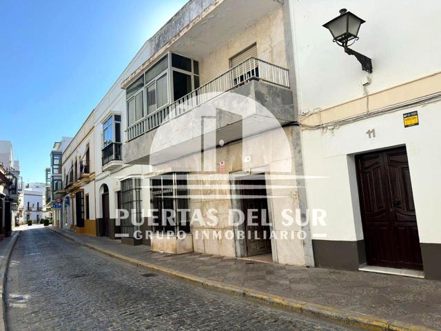 Piso en venta en Rota de 138 m2 photo 0