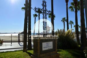 Piso en venta en Rota de 40 m2 photo 0