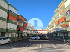 Piso en venta en Rota de 50 m2 photo 0