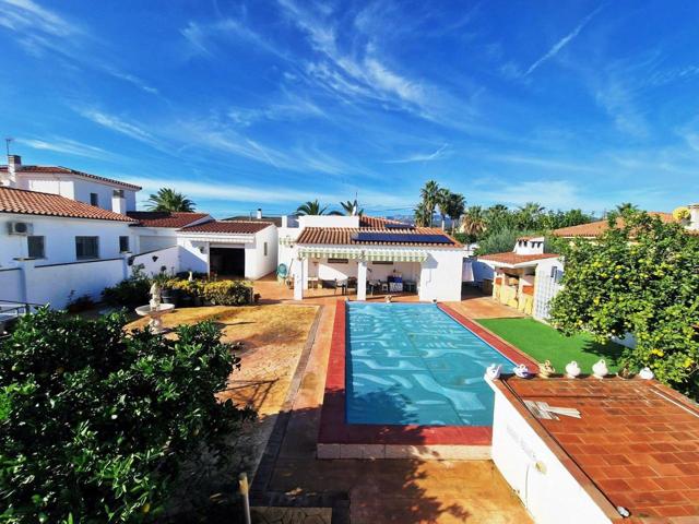 ¡Descubre tu oasis privado en Montroig! photo 0