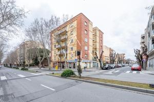 Piso en venta en Avinguda Països Catalans de Reus. photo 0