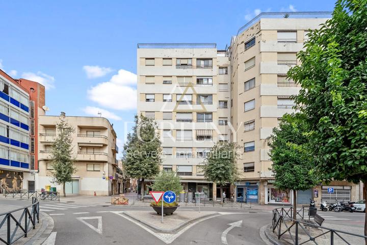 Piso en venta Calle Jurats 2, en Reus. photo 0