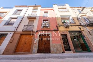Casa en venta Carrer d'Avall en Montbrió del Camp photo 0