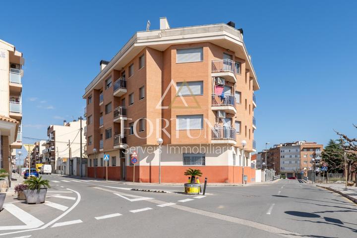 Ático dúplex en venta Carrer Serra d'or 49 en La Pobla de Mafumet. photo 0