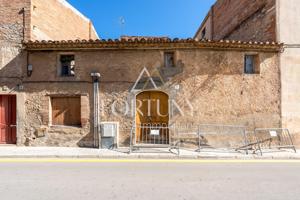 Se vende casa para reformar en Carrer Calvari en La Pobla de Mafumet photo 0
