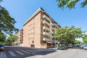Piso en venta Carles Riba en Reus. photo 0