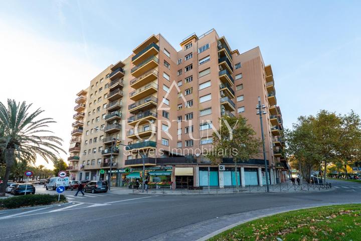 Piso en venta Avinguda Salou, Reus. photo 0