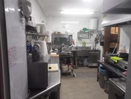 Traspaso cafetería y bar de tapas en Estepona – 40 años de clientela. photo 0