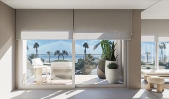 APARTAMENTO EN VENTA EN ESTEPONA FRENTE AL MAR – TOTALMENTE REFORMADO photo 0