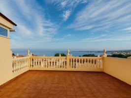 Adosado en Seghers con 80 m2 de terrazas, vistas al mar y gran garaje para 4 coches photo 0