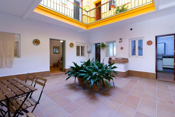 Descubre la magia de una finca andaluza en el corazón de Chiclana, con licencia Turística en Activo. photo 0