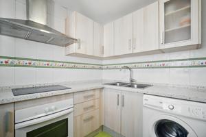 Oportunidad de Piso Amueblado en Chiclana - Ideal para Familias photo 0