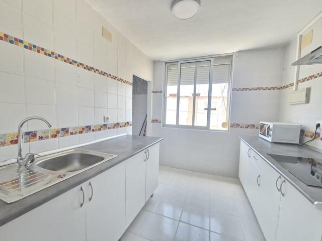 🏡 ALQUILER ANUAL EN ROTA – 700€-MES SIN GASTOS DE AGENCIA photo 0