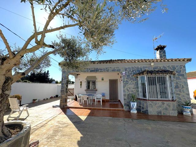 CHALET CON PISCINA MARQUESADO photo 0