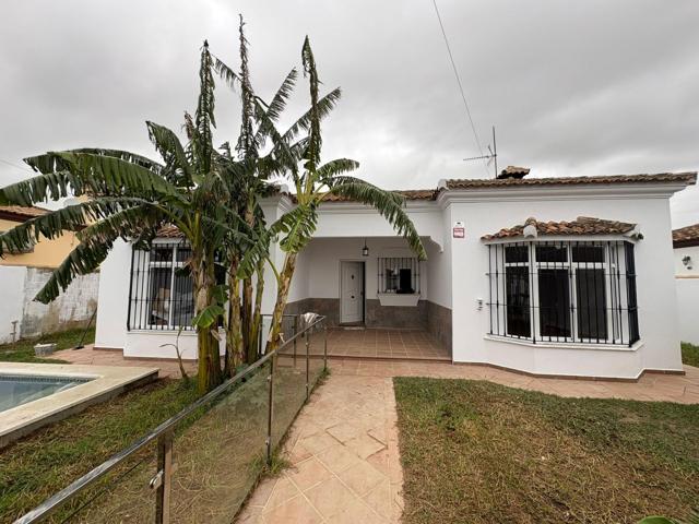 ¡OPORTUNIDAD CHALET CON PISCINA Y DOCUMENTACIÓN EN PAGO DEL HUMO! photo 0