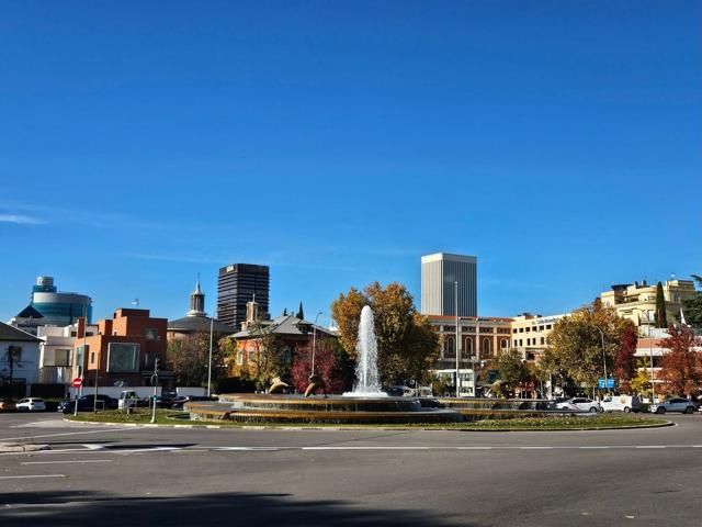 Dúplex En venta en Pz Republica Argentina, Chamartín, Madrid photo 0