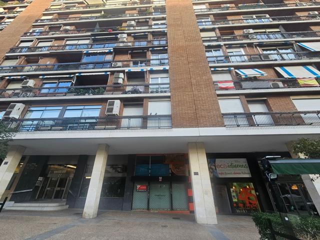 Casa En venta en Plaza Del Conde Del Valle De Súchil, Chamberí, Madrid photo 0